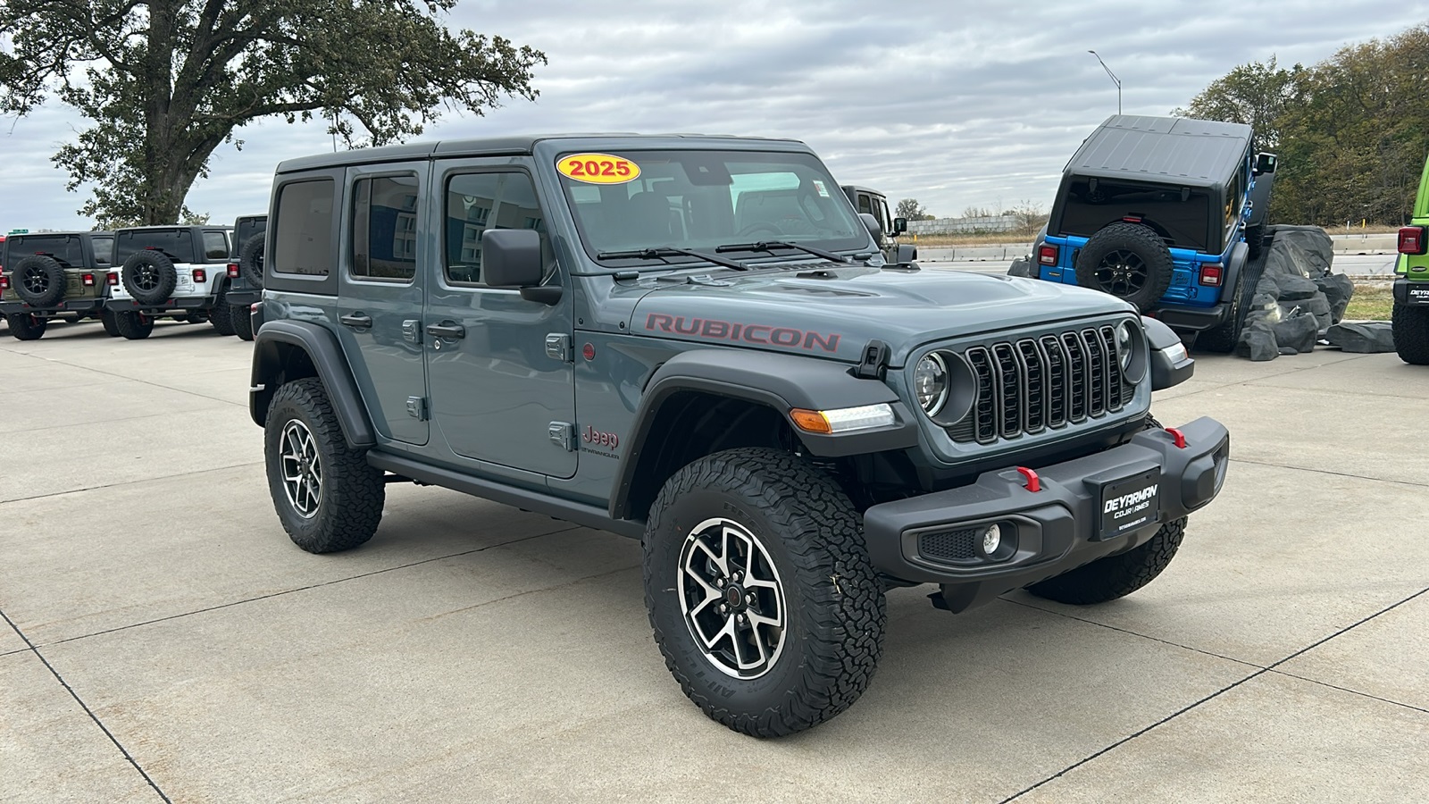 2025 Jeep Wrangler 4-Door Rubicon's photo
