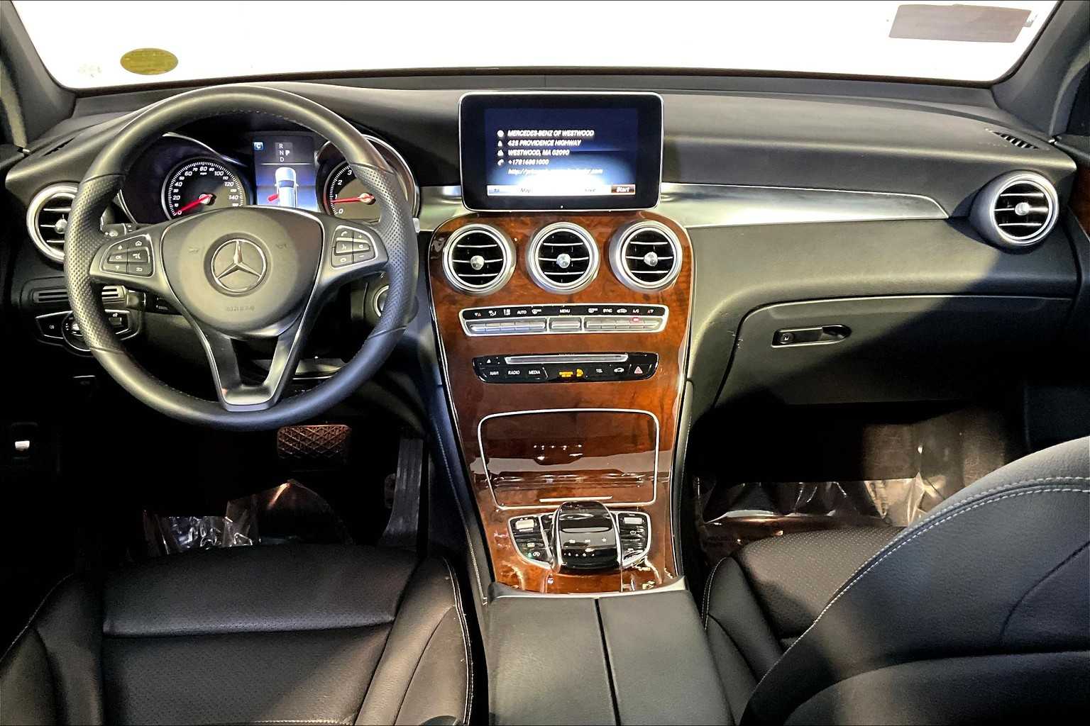 2019 Mercedes Benz GLC 300 4MATIC photo 12