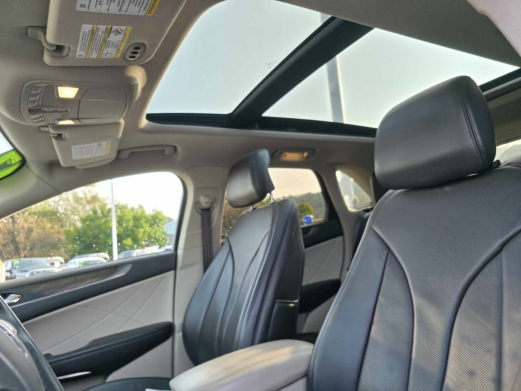 2017 Lincoln MKC Reserve photo 11