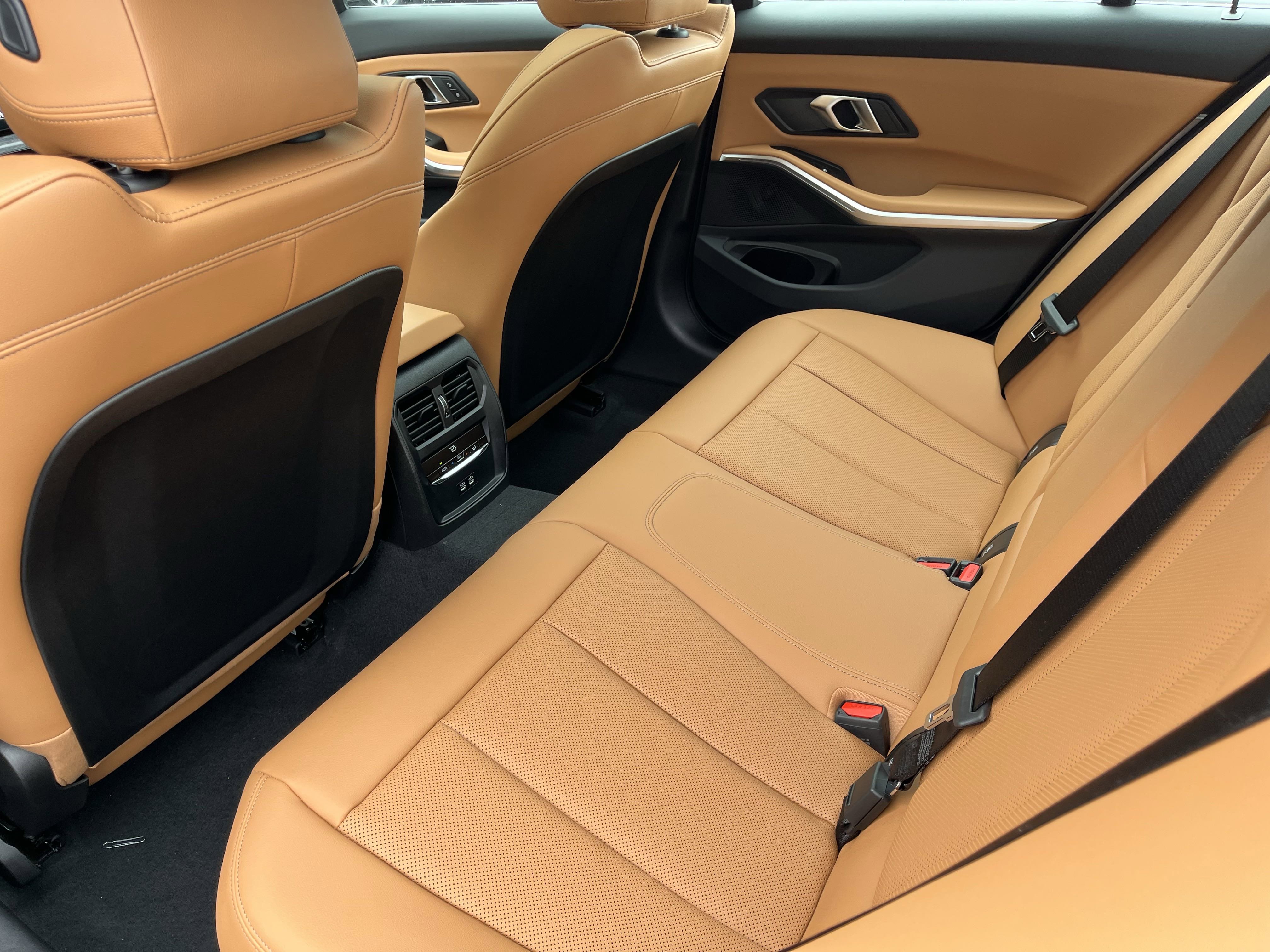 2025 Bmw 330i 330i xDrive photo 4