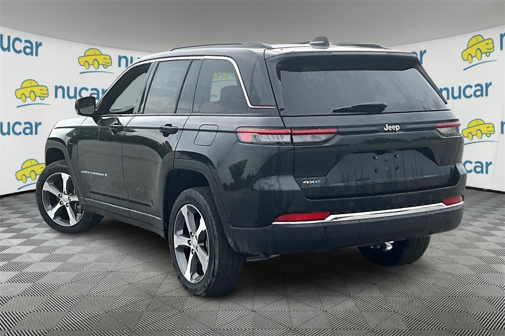 2024 Jeep Cherokee Limited 4xe photo 4