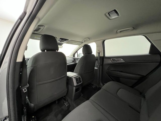 2024 Kia Sportage LX photo 23