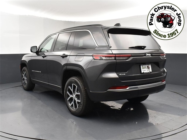 2025 Jeep Grand Cherokee Limited photo 4