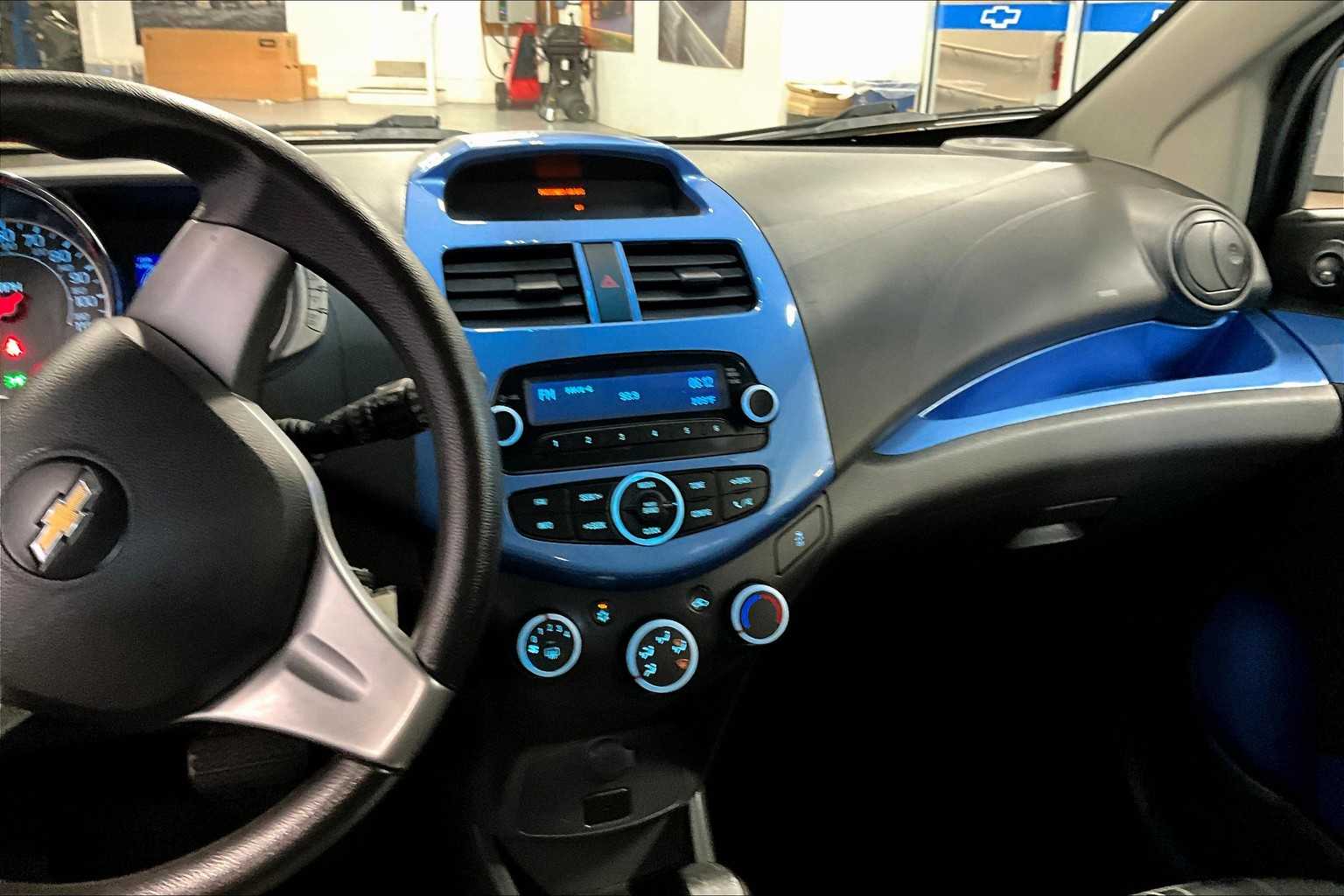 2014 Chevrolet Spark LS photo 17