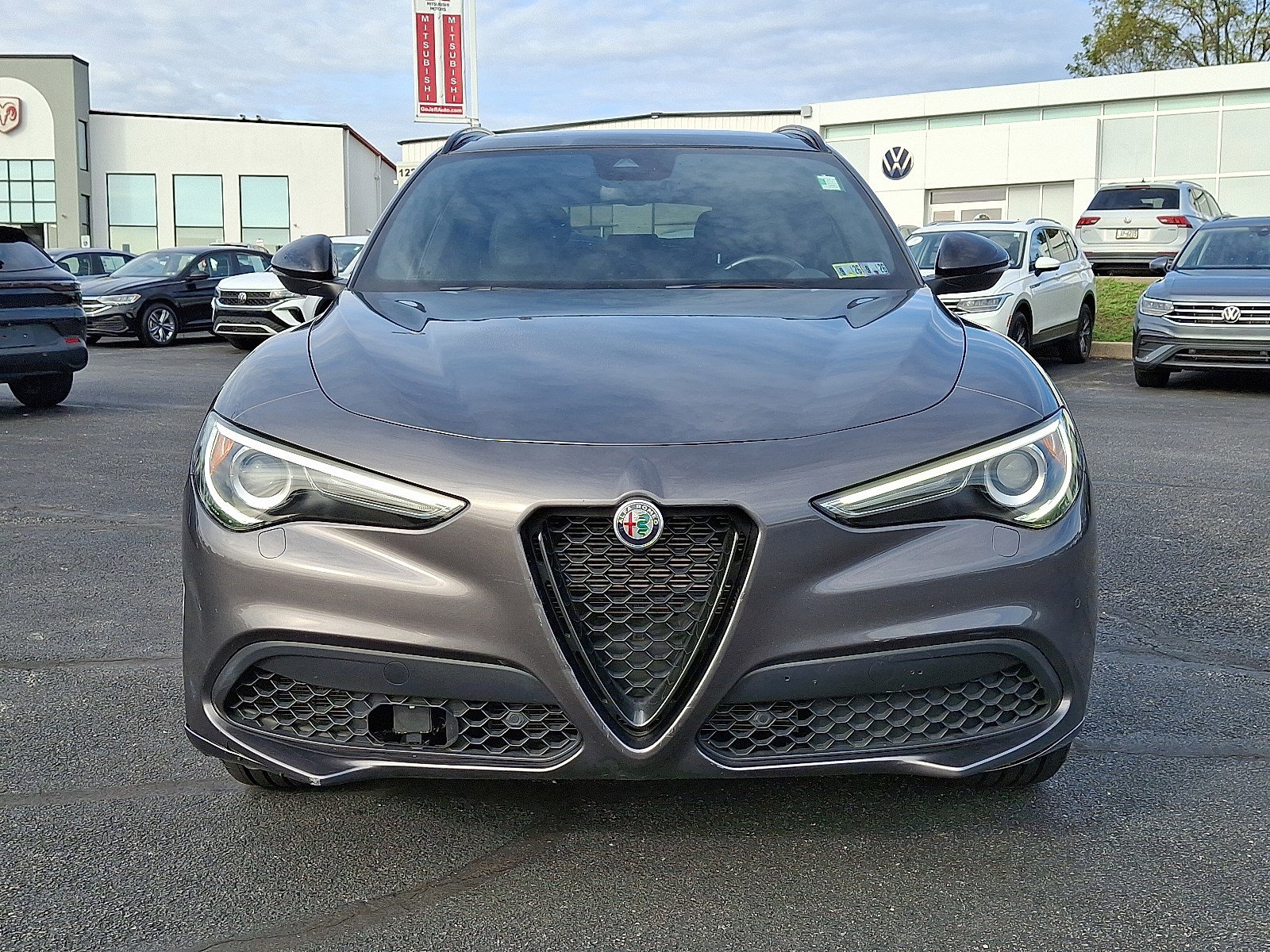 2022 Alfa Romeo Stelvio Ti Sport photo 2