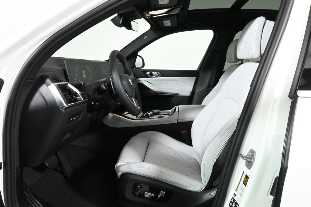 2026 Bmw X5 xDrive40i photo 3