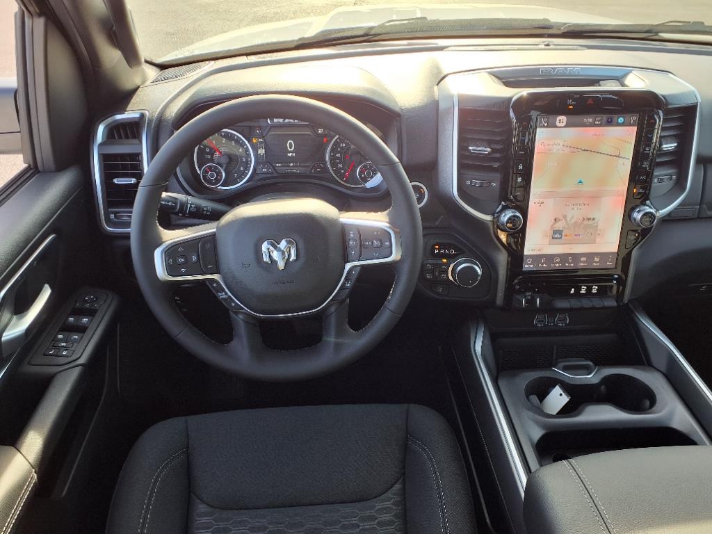 2025 Ram 1500 Big Horn photo 5