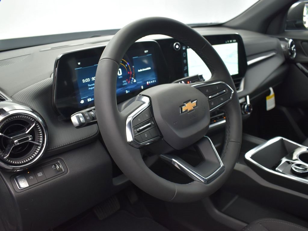 2026 Chevrolet Equinox LT photo 10