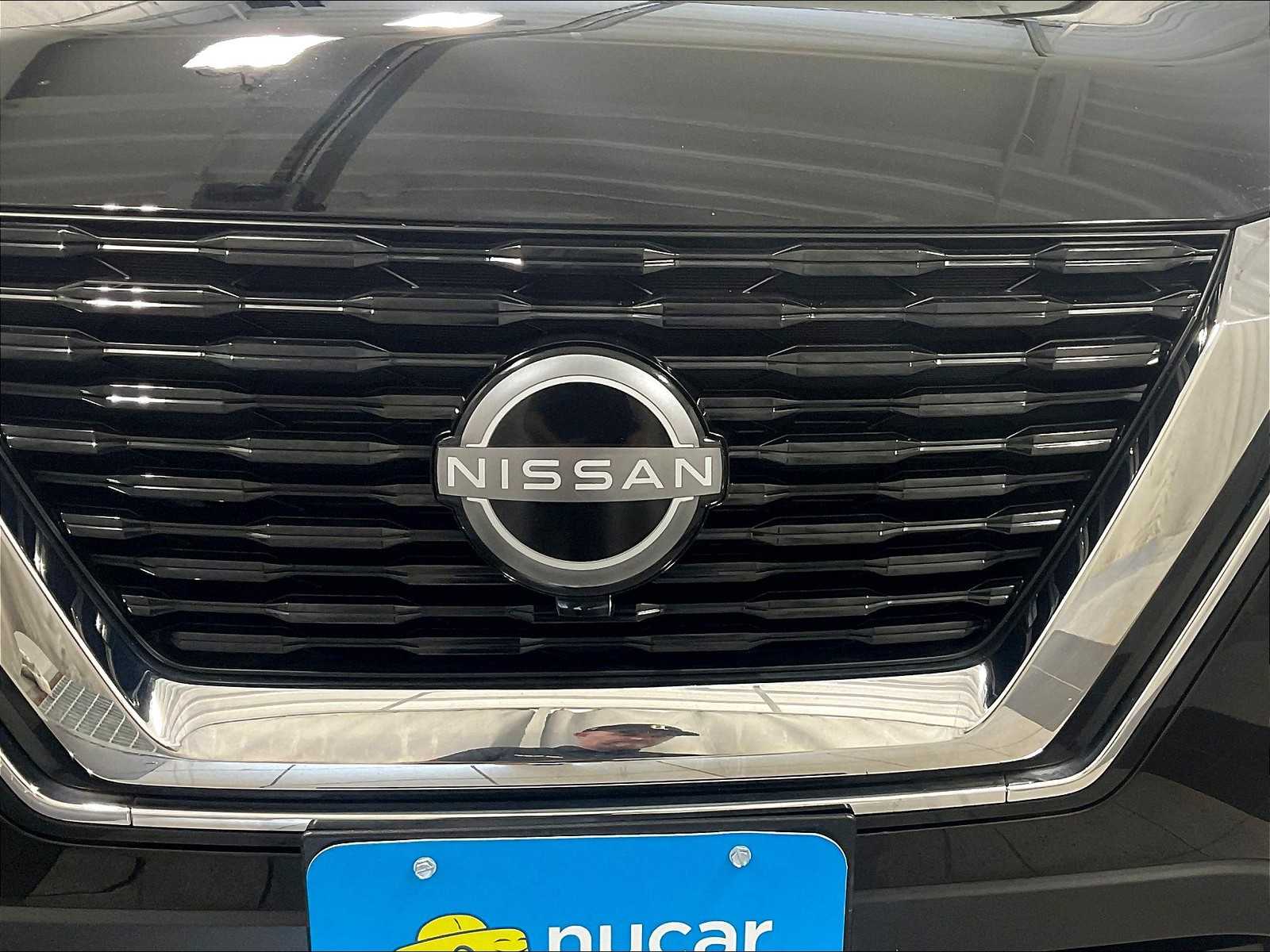 2022 Nissan Rogue SV photo 32