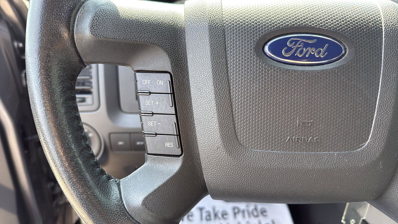 2011 Ford Escape XLT photo 16