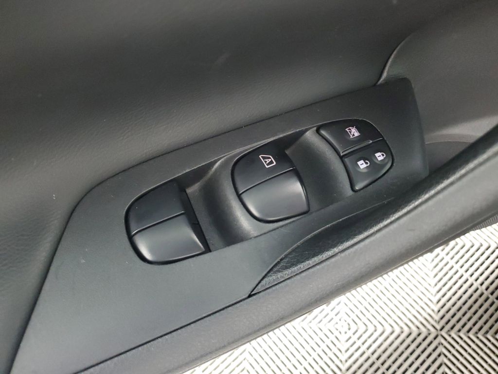 2017 Nissan Altima 2.5 S photo 26