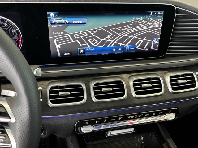 2026 Mercedes Benz GLS 580 4MATIC photo 14