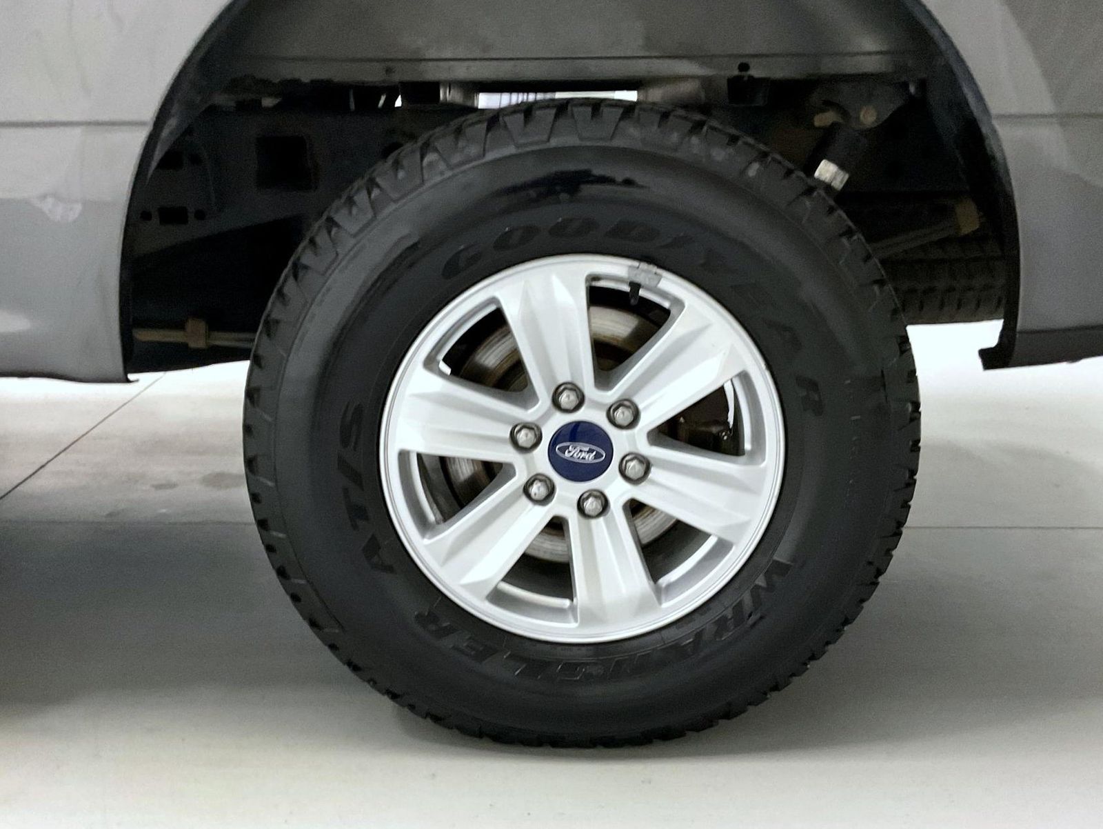 2017 Ford F-150 XL photo 19