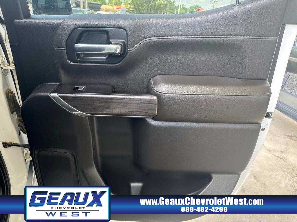 2019 Chevrolet Silverado 1500 LTZ photo 18