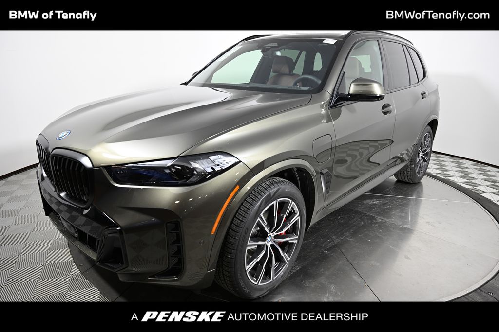 2026 BMW X5 50e's photo