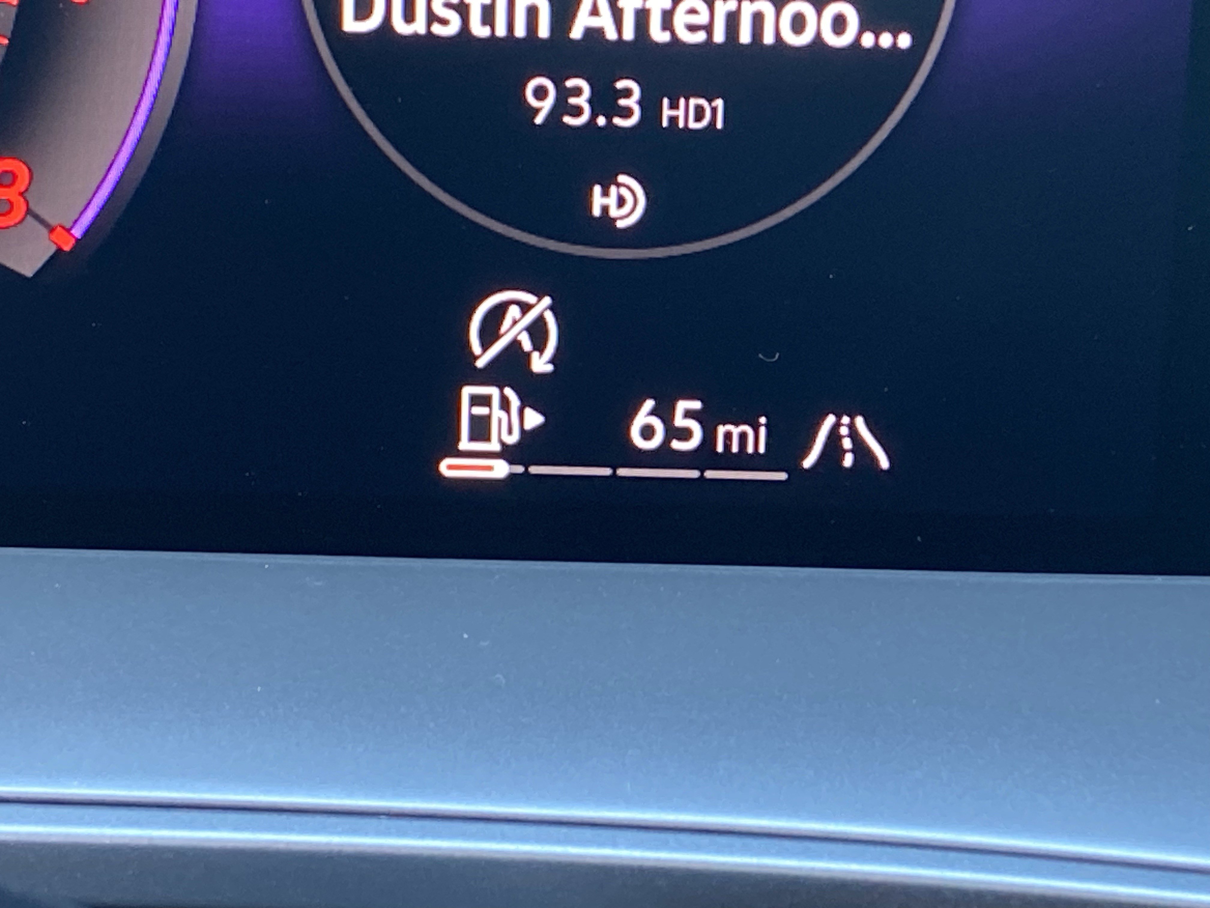 2025 Volkswagen Tiguan SE photo 4