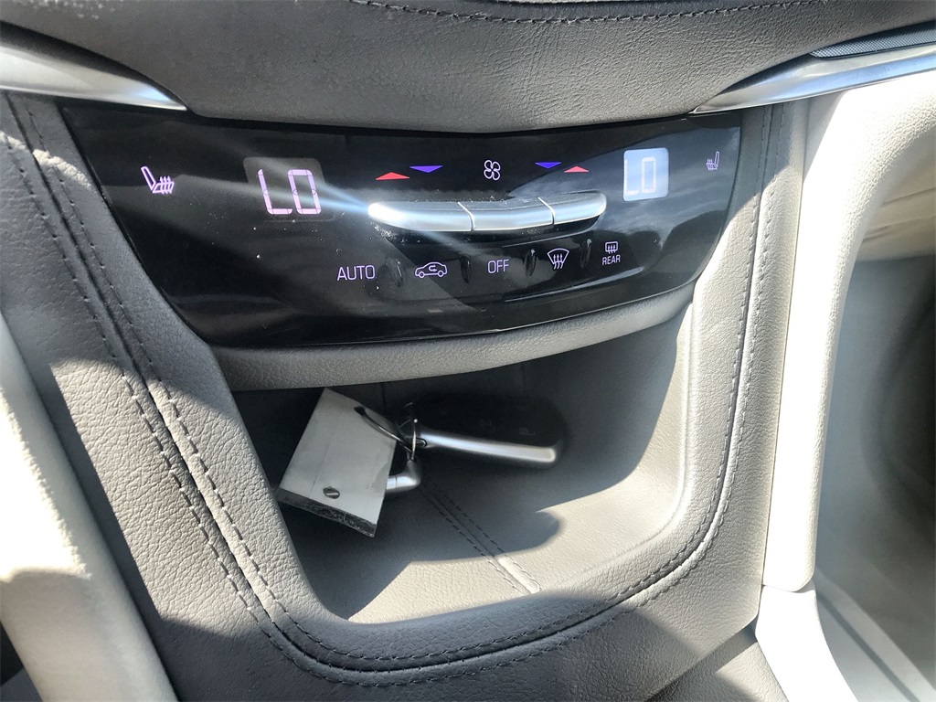 2022 Cadillac XT5 Premium Luxury photo 17