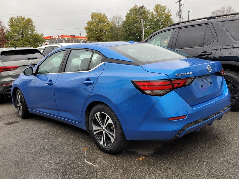 2021 Nissan Sentra SV photo 4