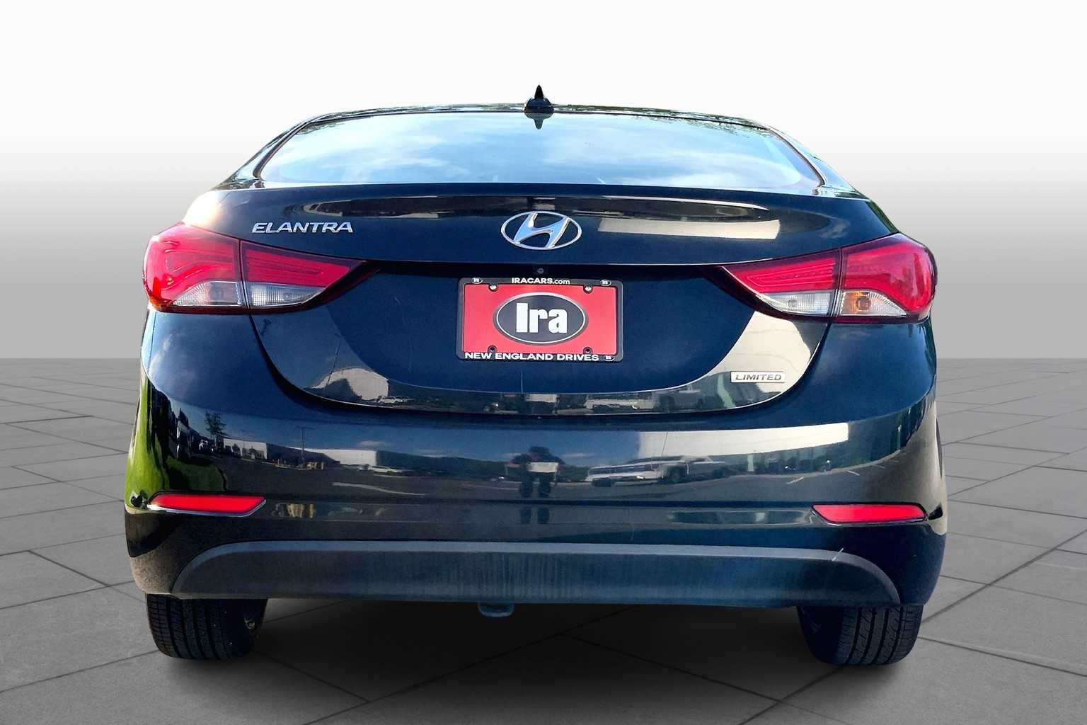 2015 Hyundai Elantra Limited photo 4