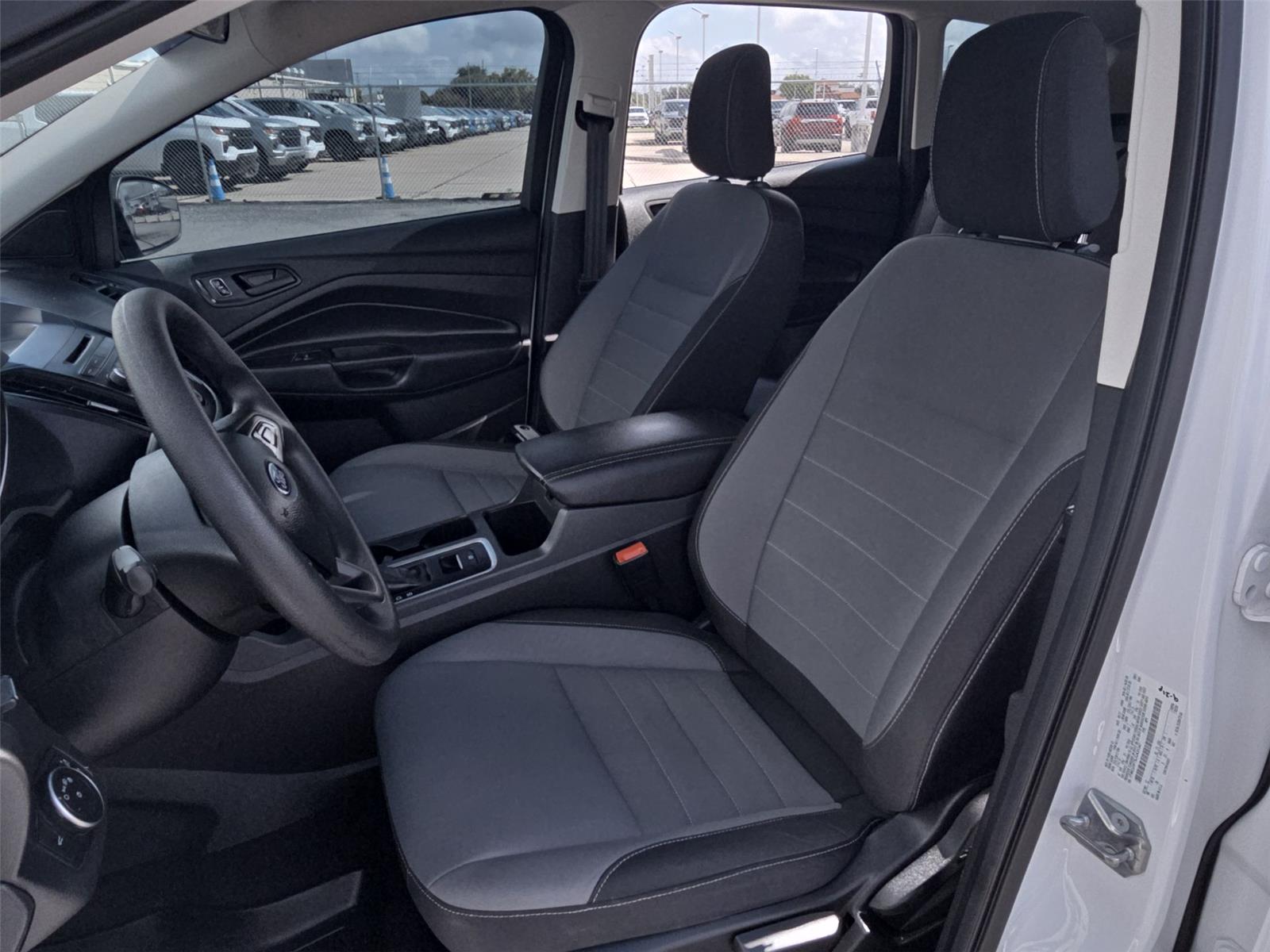 2018 Ford Escape S photo 16