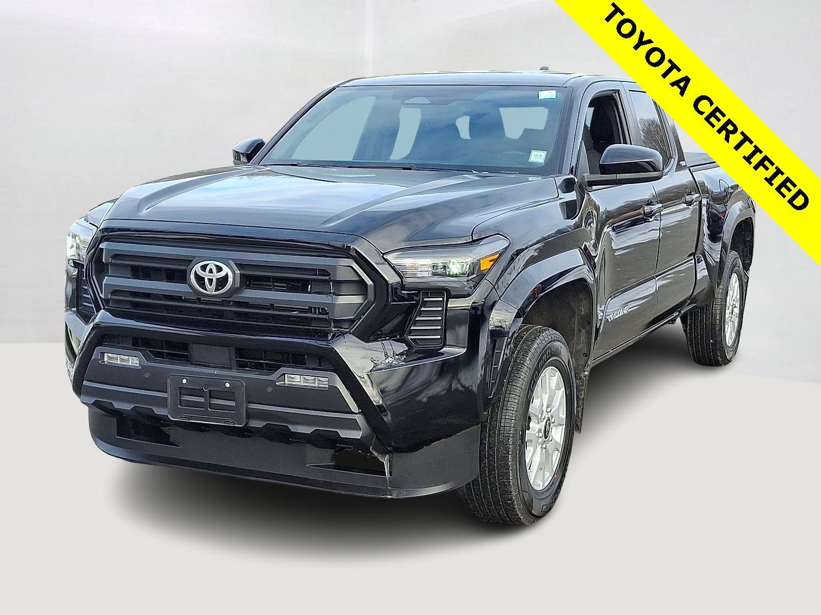 2024 Toyota Tacoma SR5's photo