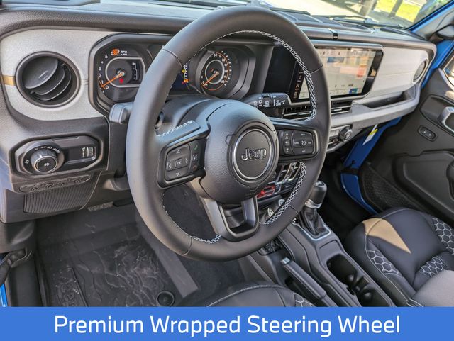 2025 Jeep Wrangler Willys photo 10