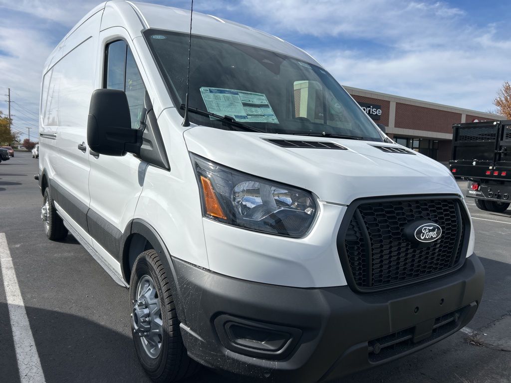 2026 Ford Transit photo 3