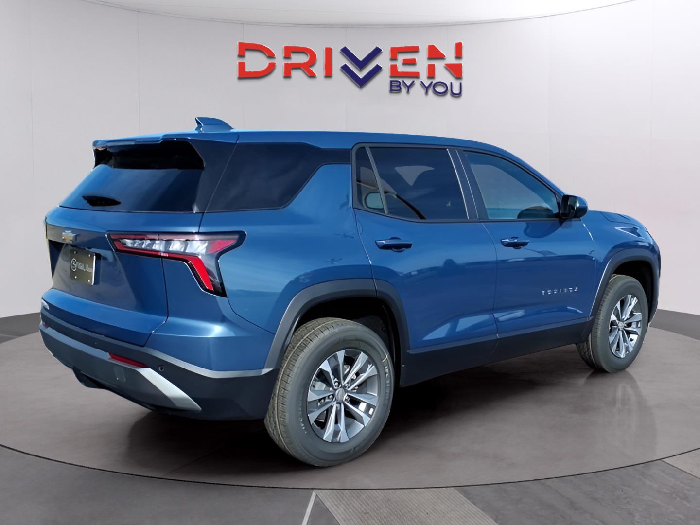 2026 Chevrolet Equinox photo 4