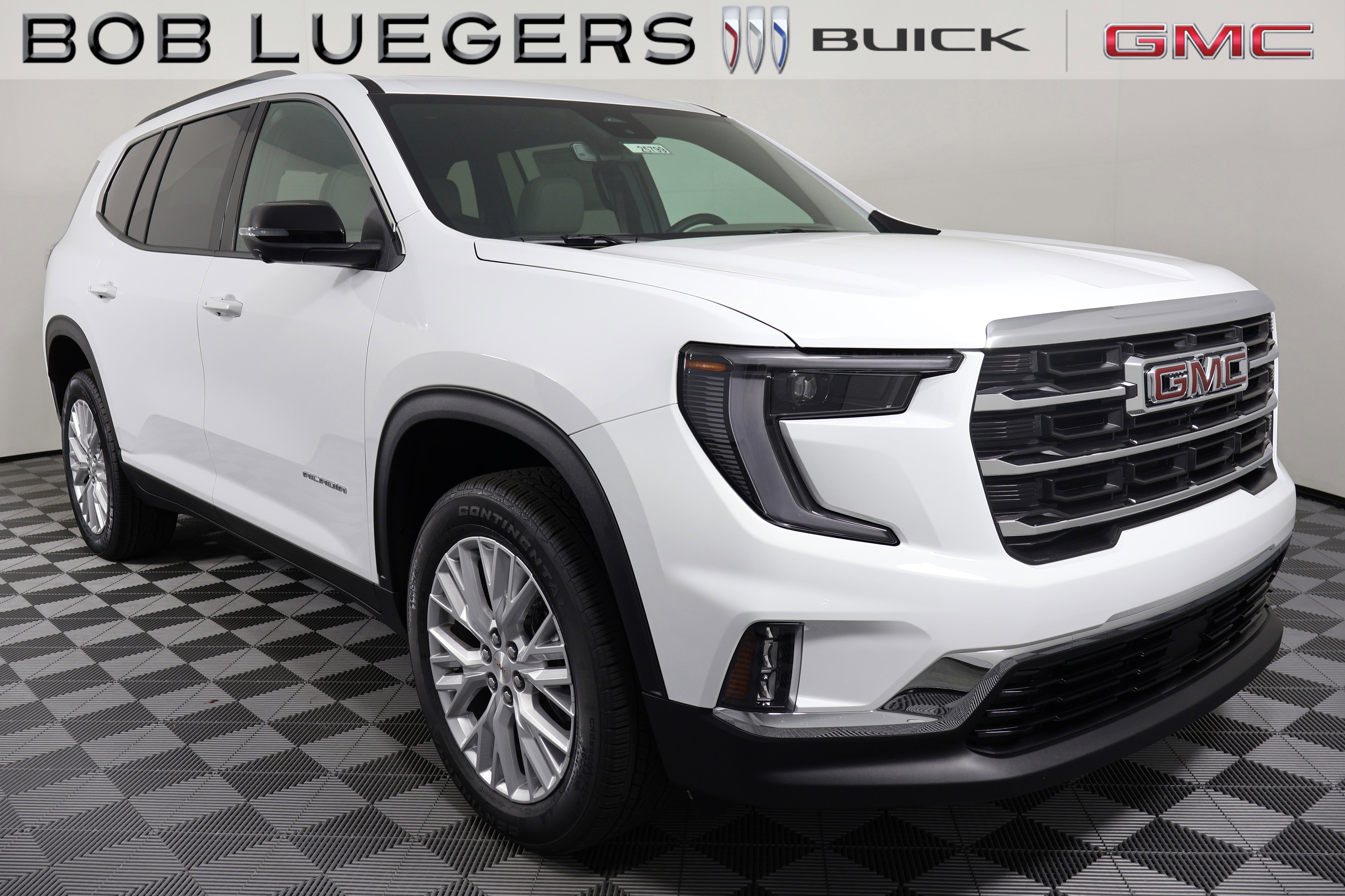 2026 GMC Acadia Elevation's photo