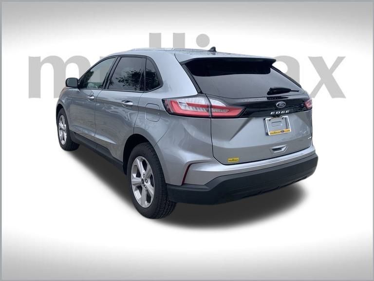 2024 Ford Edge SE photo 3