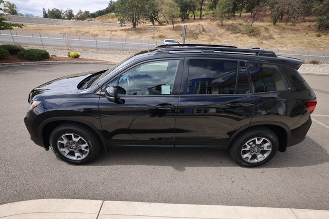 2022 Honda Passport TrailSport photo 14