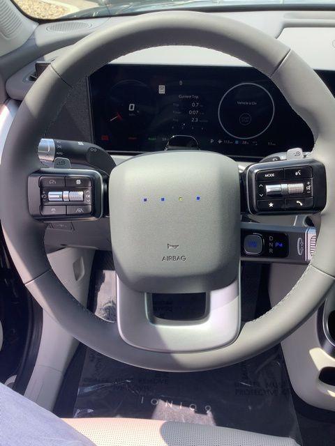 2026 Hyundai Ioniq SEL photo 22
