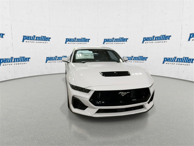 2025 Ford Mustang GT photo 3