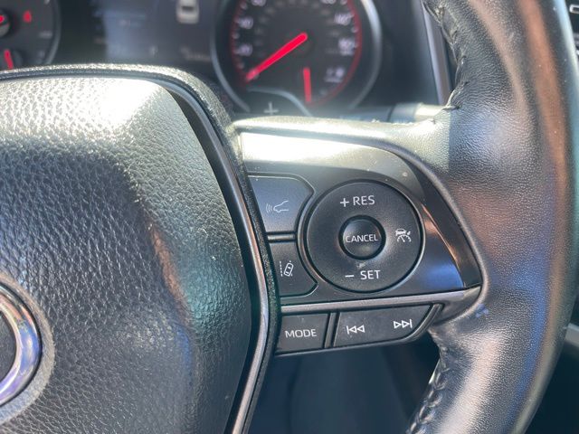 2021 Toyota Camry XSE V6 photo 13