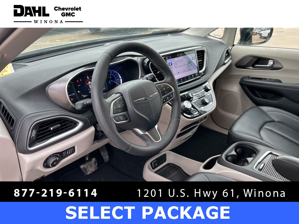 Used 2024 Chrysler Pacifica PHEV Select with VIN 2C4RC1S76RR181235 for sale in Winona, Minnesota