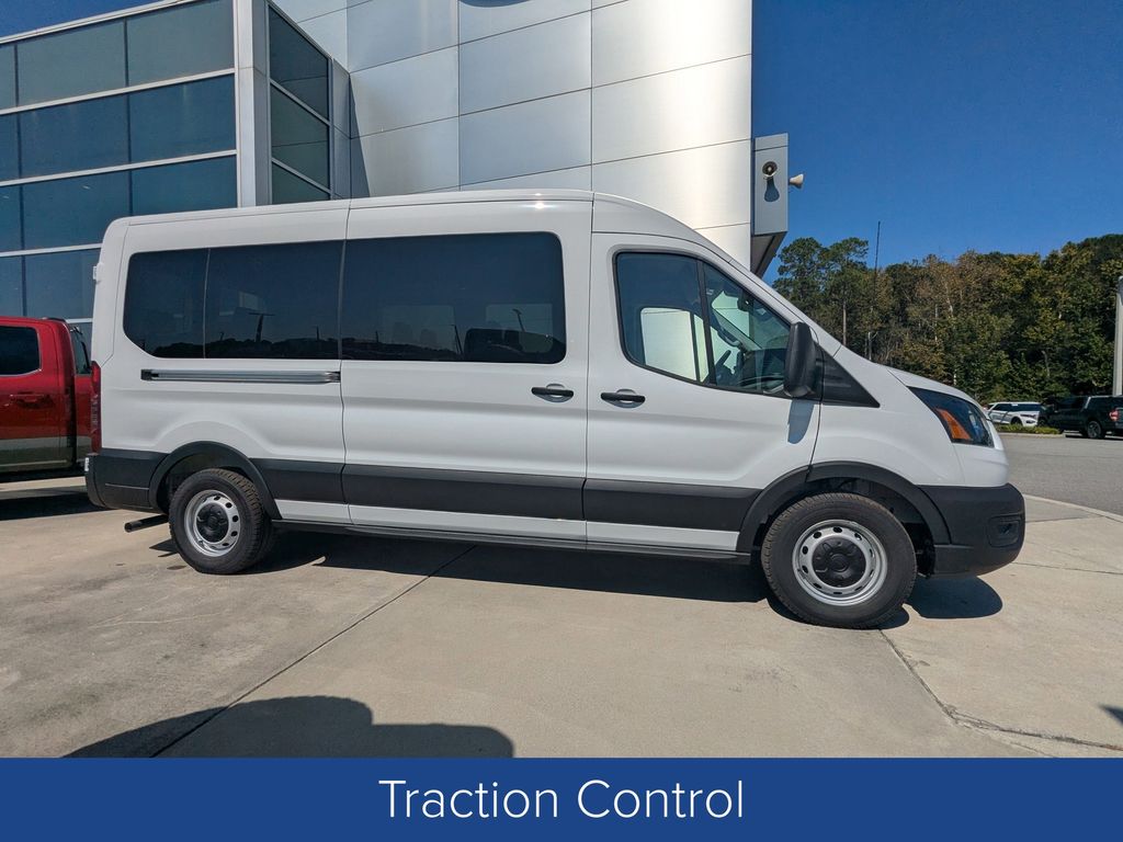 2025 Ford Transit XL photo 3
