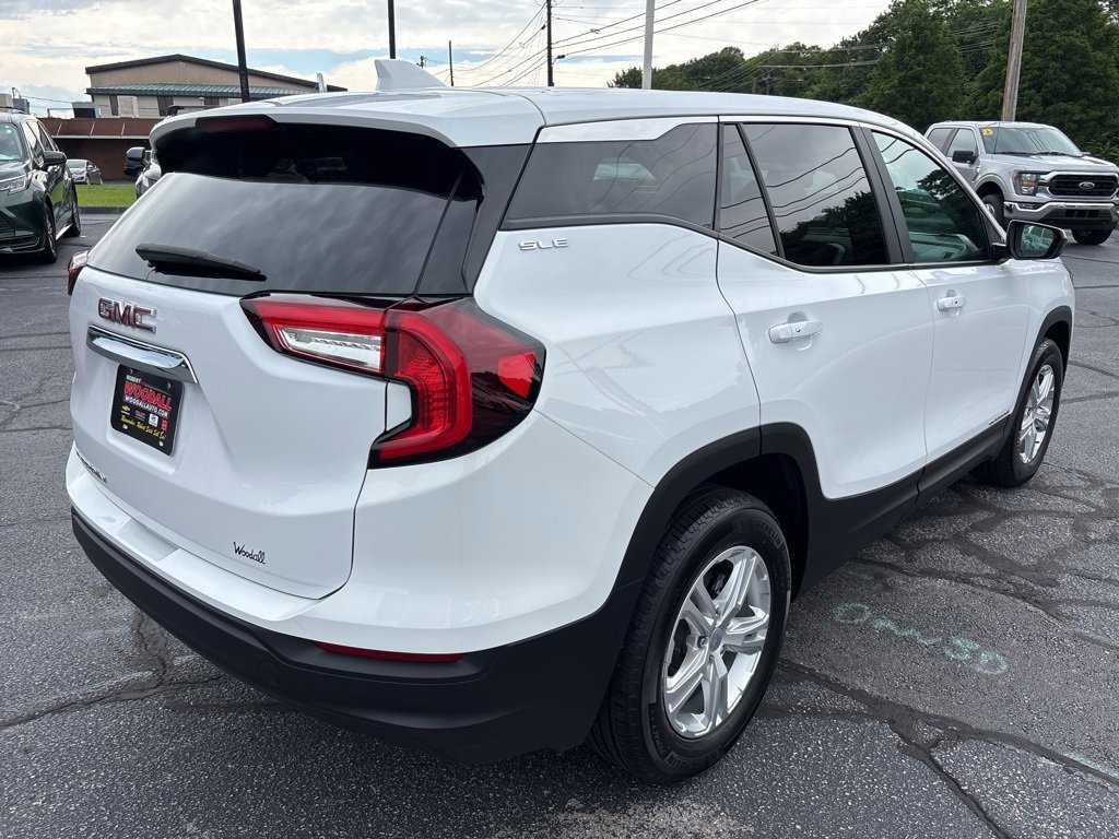 2024 Gmc Terrain SLE photo 7
