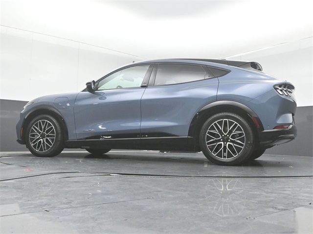2024 FORD MUSTANG MACH-E - Image 40