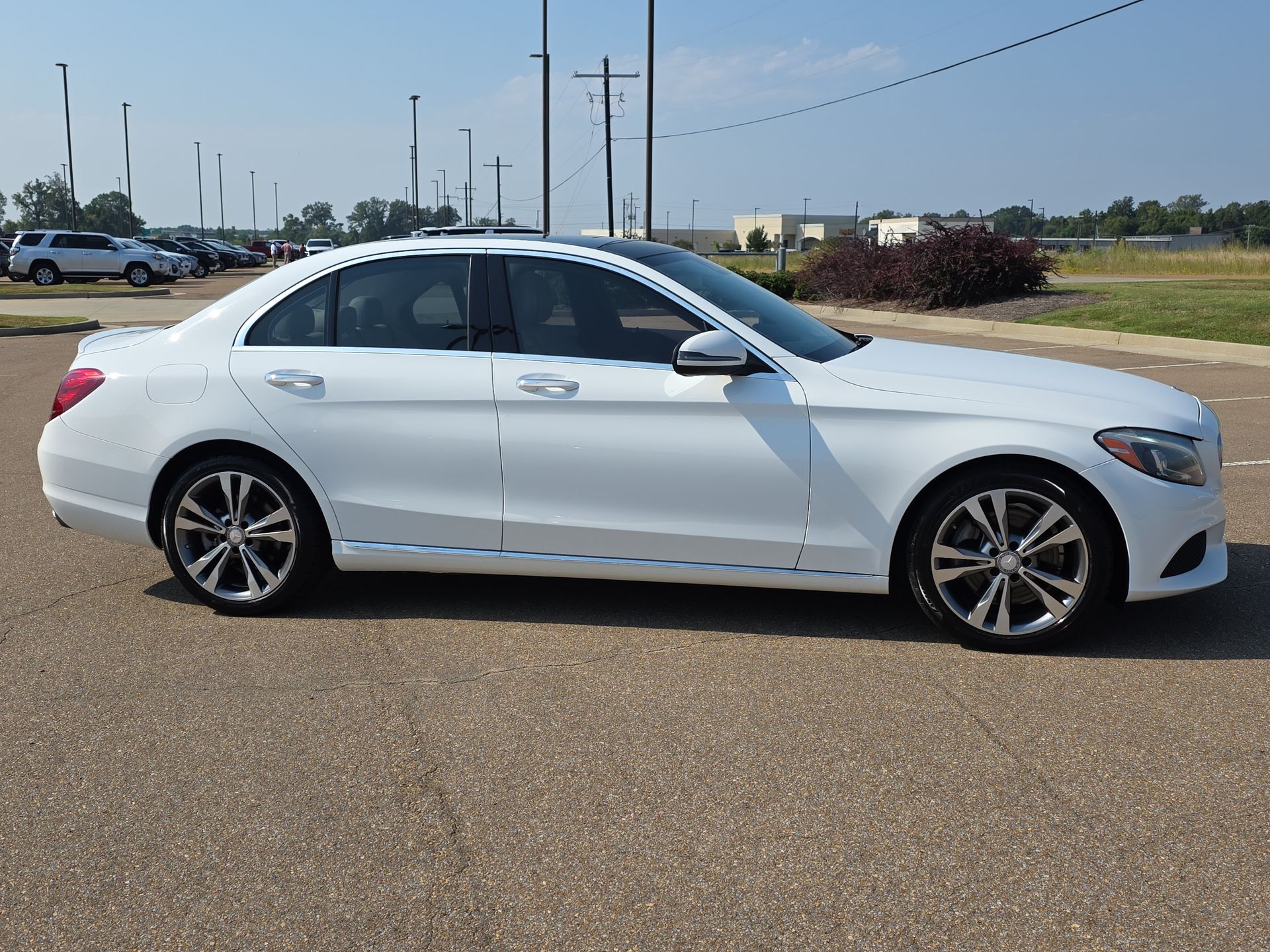 2016 Mercedes Benz C 300 photo 9