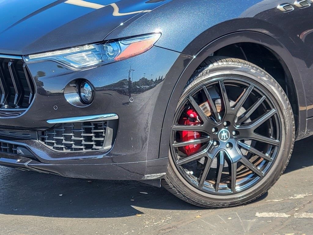 2022 Maserati Levante GT photo 2