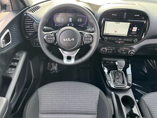 2025 Kia Soul EX photo 3