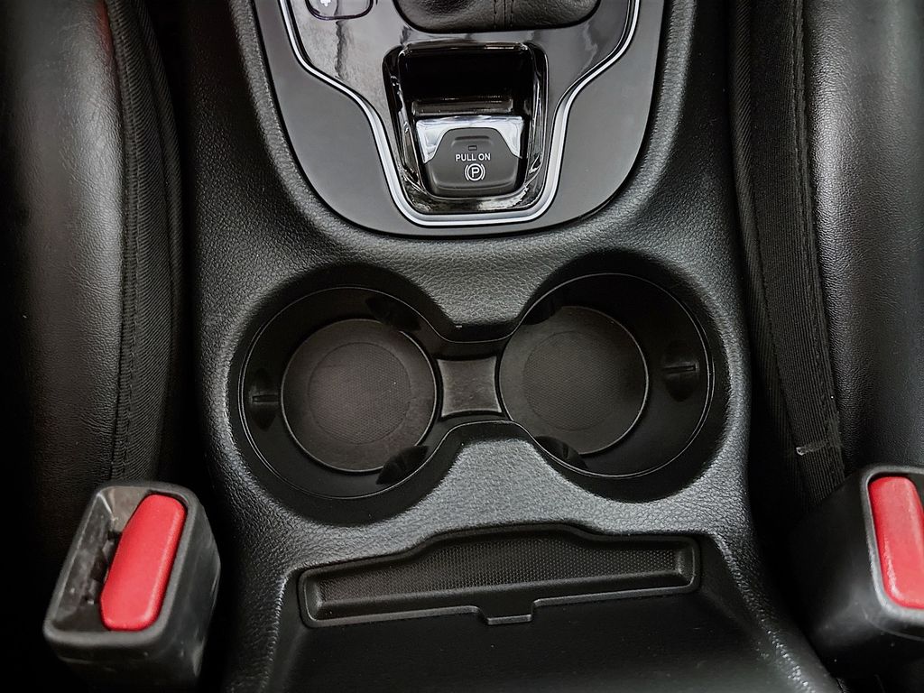 2022 Jeep Cherokee Limited photo 15