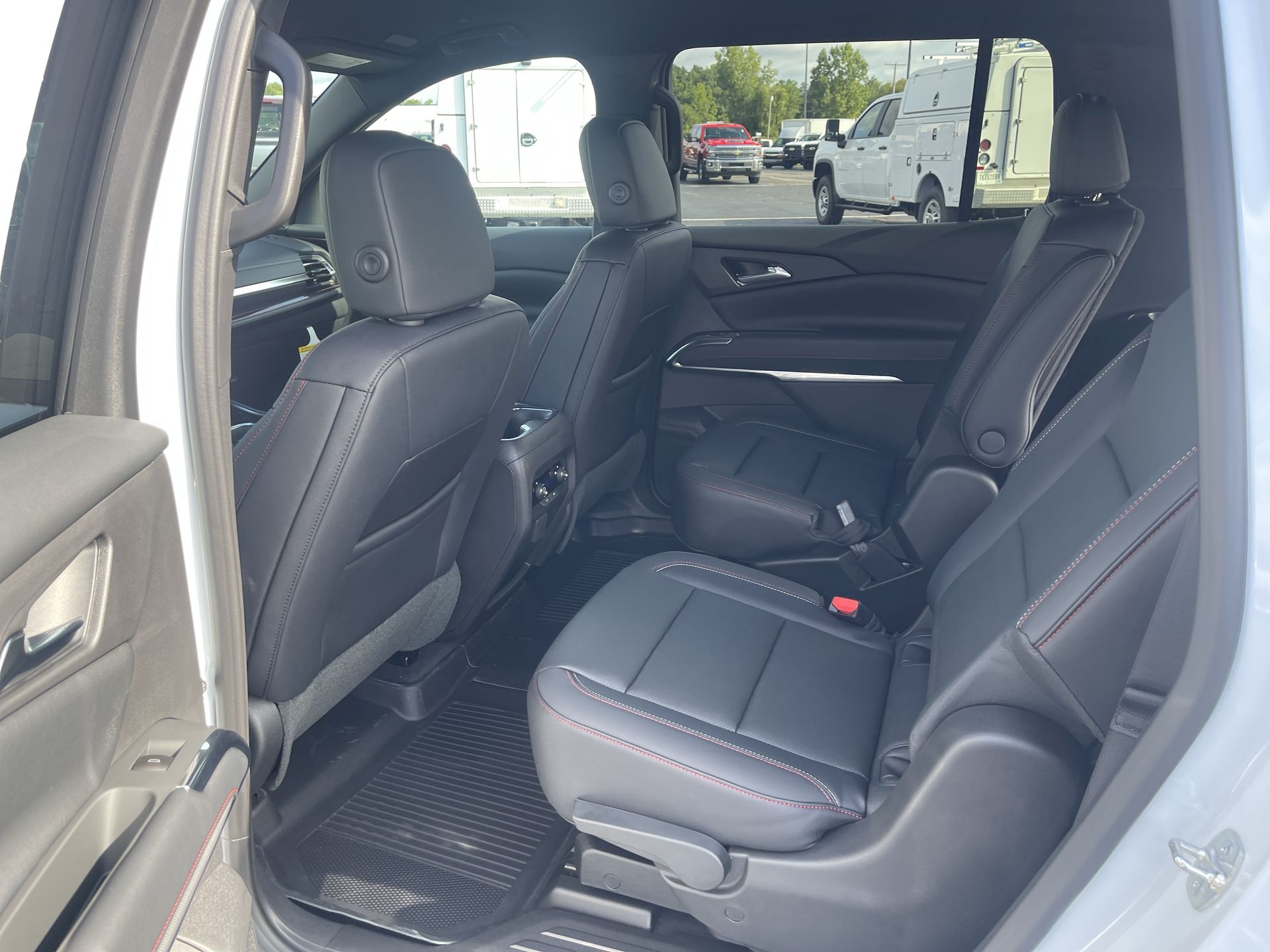 2026 Chevrolet Traverse Z71 photo 55
