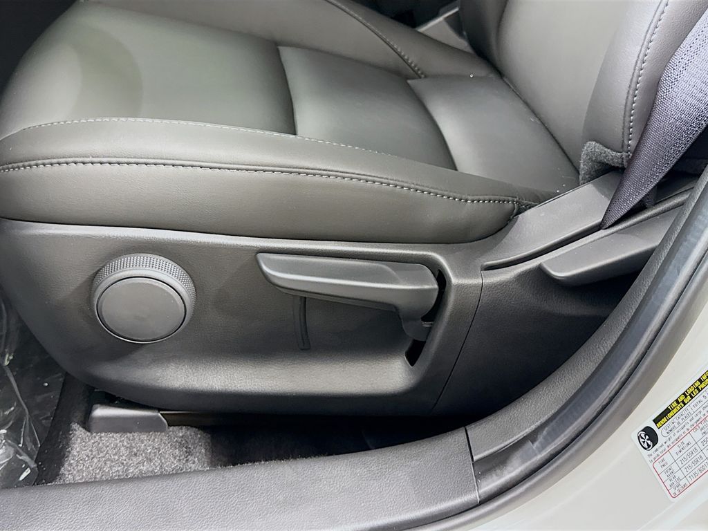 2025 Mazda CX-30 2.5 Select Sport photo 18