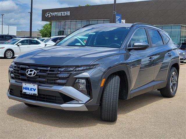 2025 Hyundai Tucson SEL photo 2