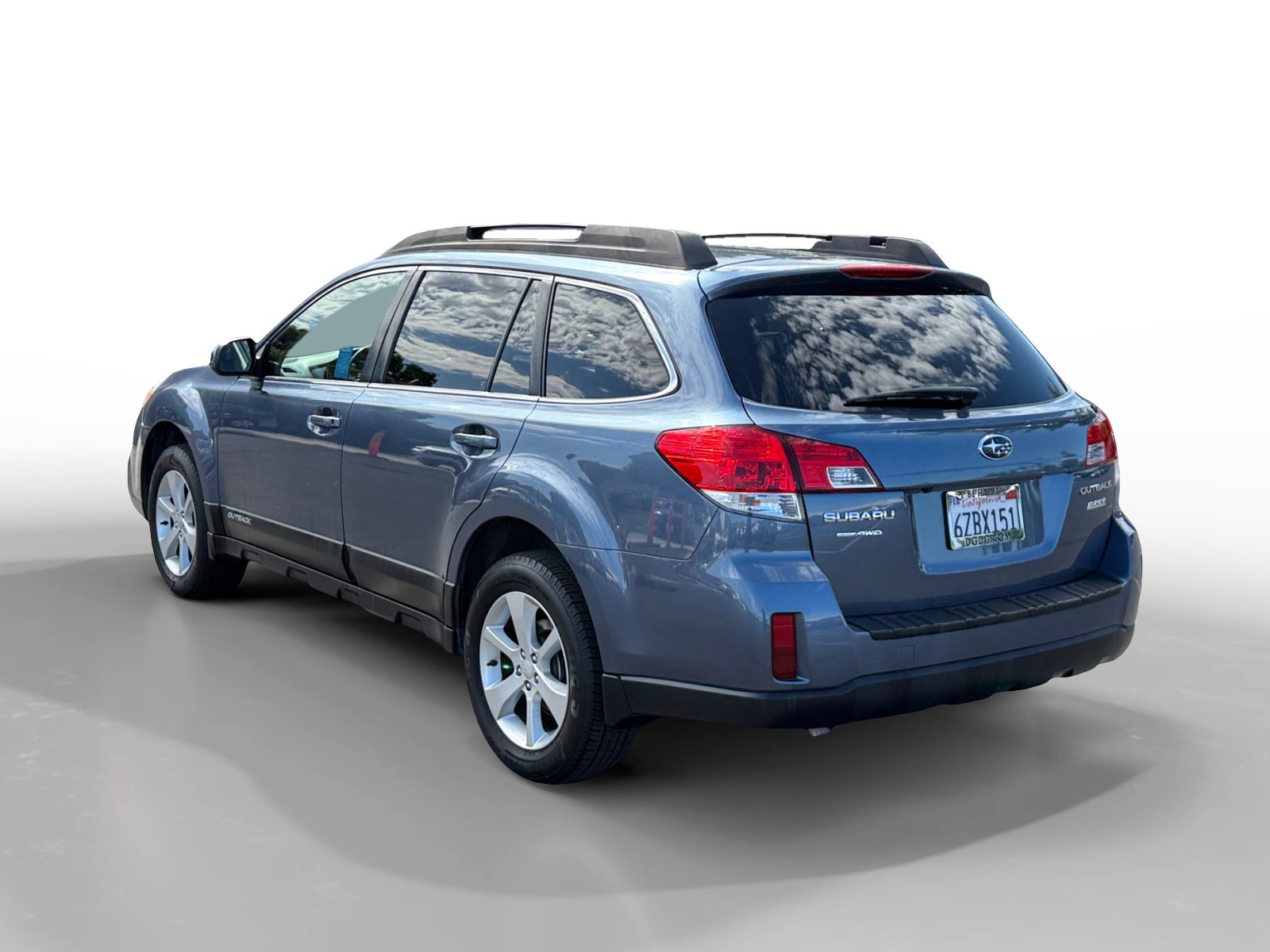 2013 Subaru Outback 2.5i Premium photo 3
