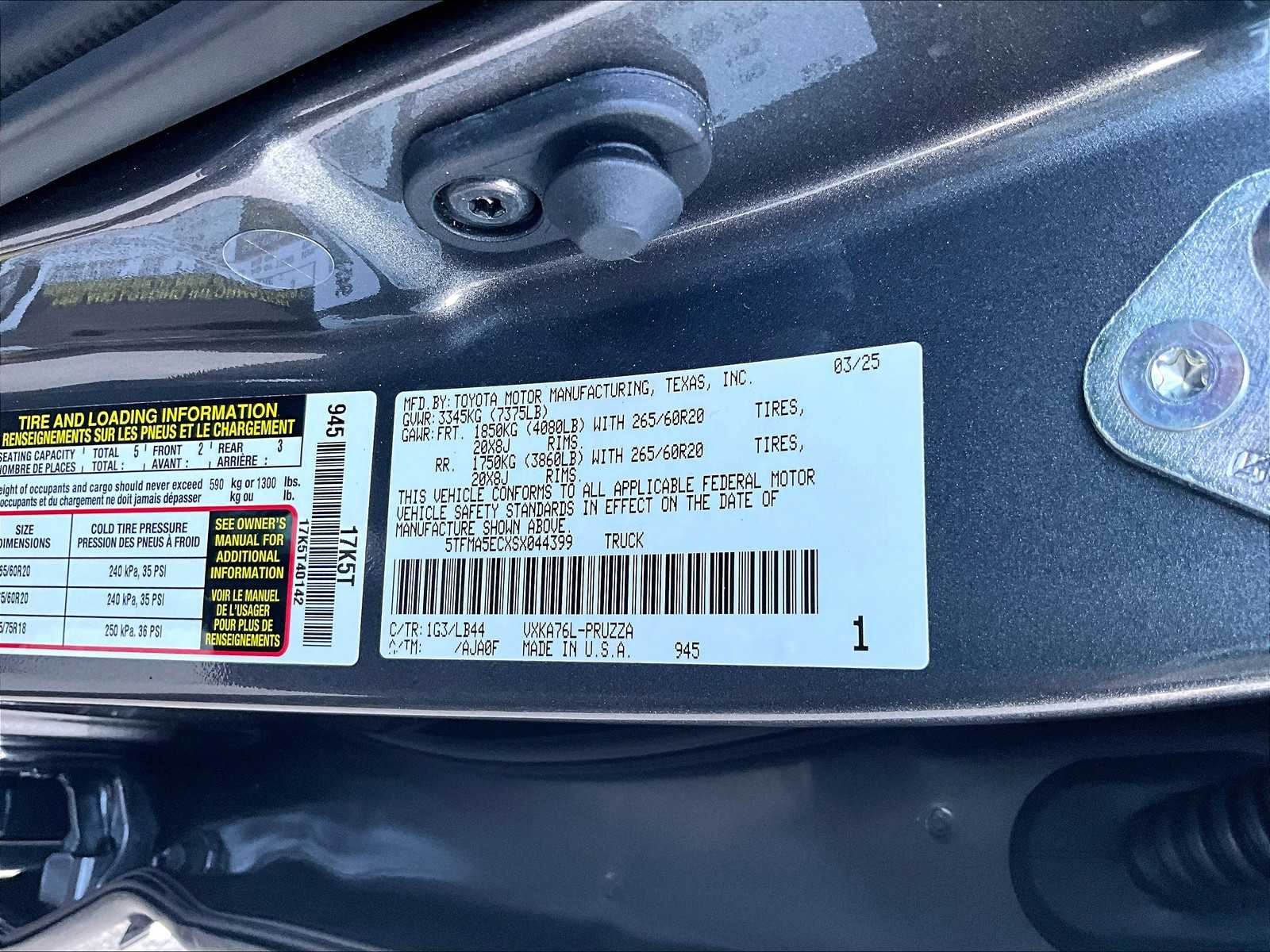 2025 Toyota Tundra 1794 Edition CrewMax photo 15