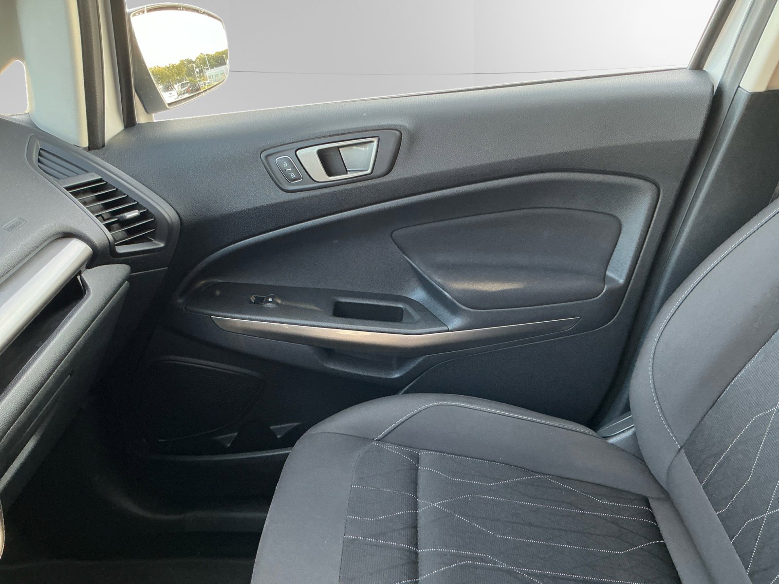 2020 Ford EcoSport SE photo 12
