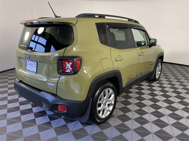 2015 Jeep Renegade Latitude photo 5