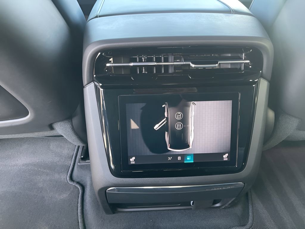 2025 Cadillac Escalade IQ Sport photo 18